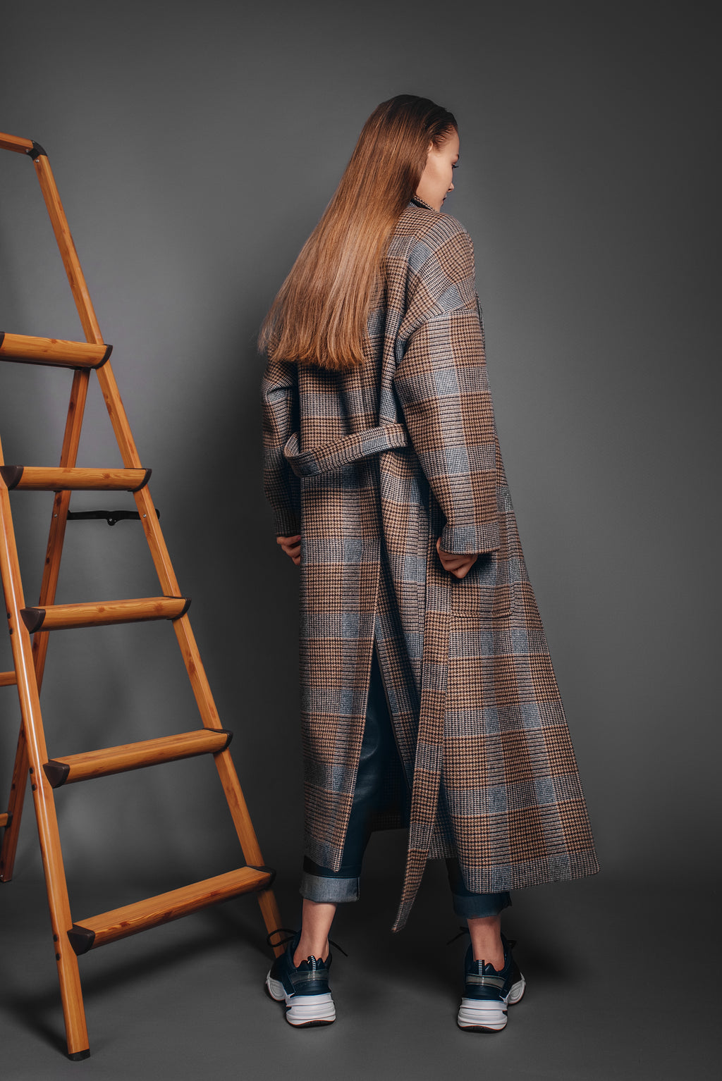 Ilgas susiaučiamas paltas